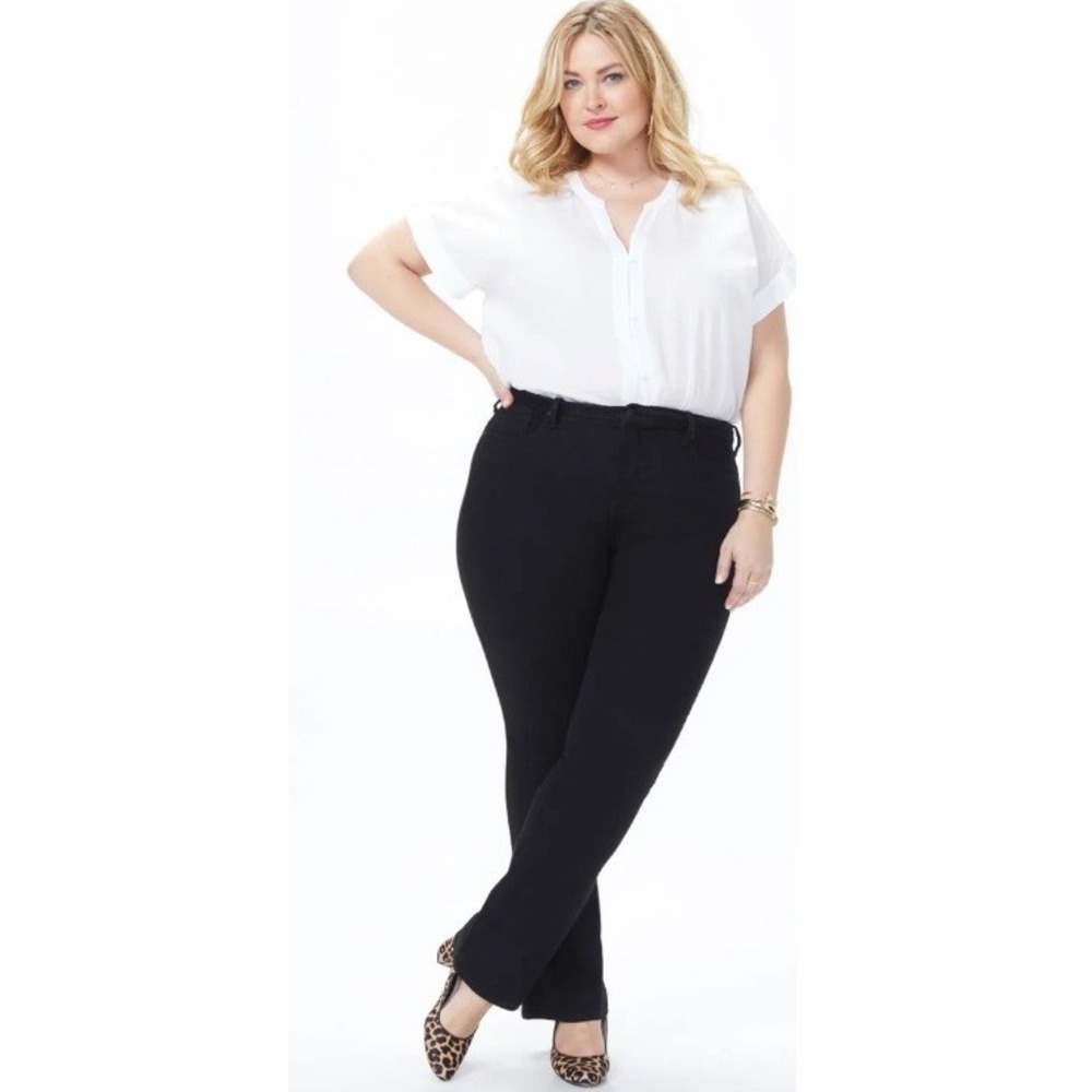 NWT NYDJ Women's Barbara Bootcut Jeans Plus Size Black Size 22W Slimming Stretch